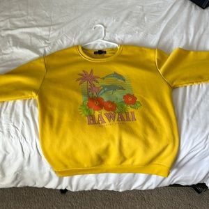 Medium yellow hoodie from Social Scene